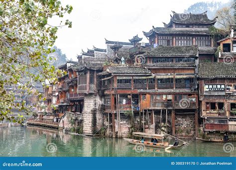  Qian Tang Ancient Town: Immerse Yourself In History And Delightful Treats!